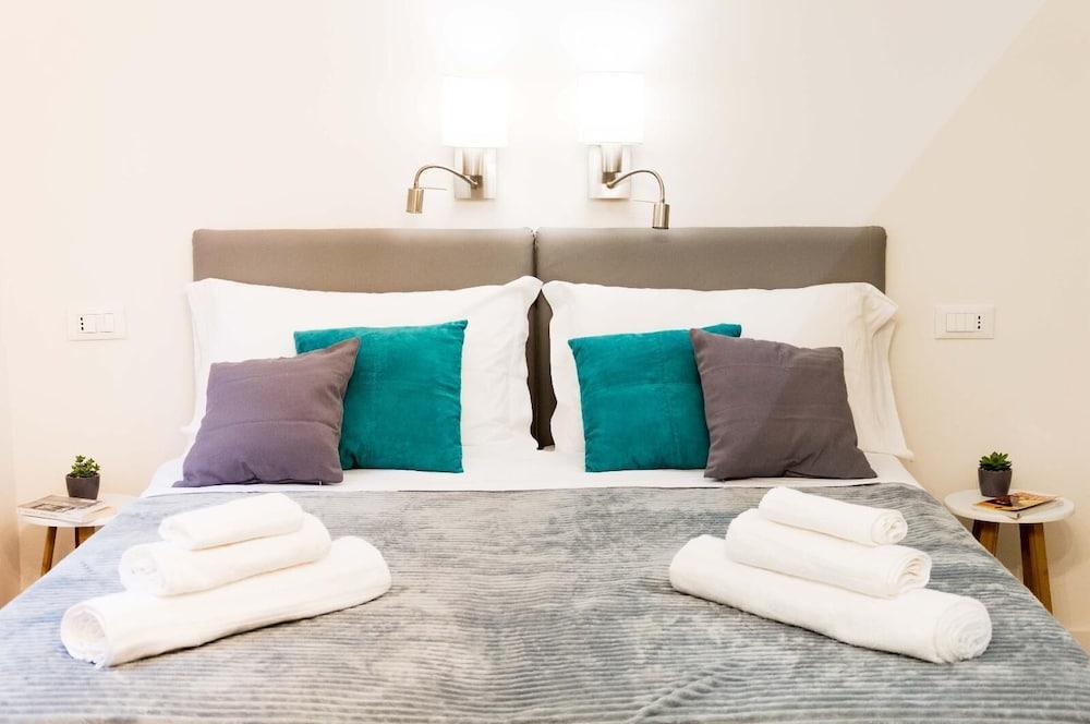 Capo di Lucca Apartments