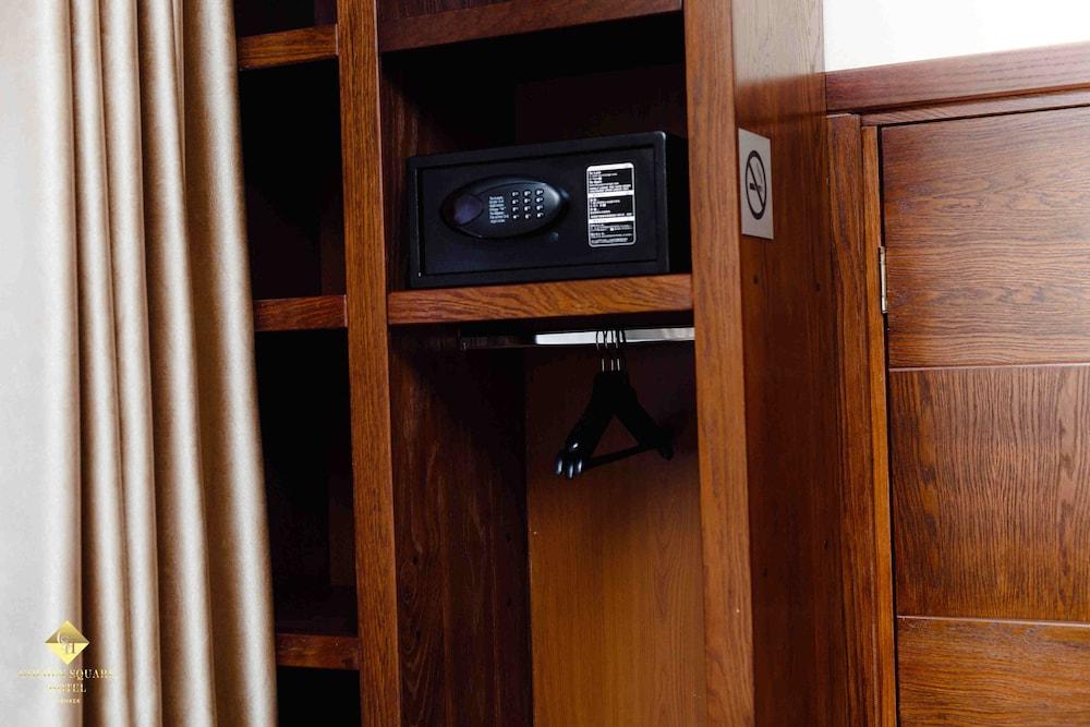 Hotel Golden Square Bishkek