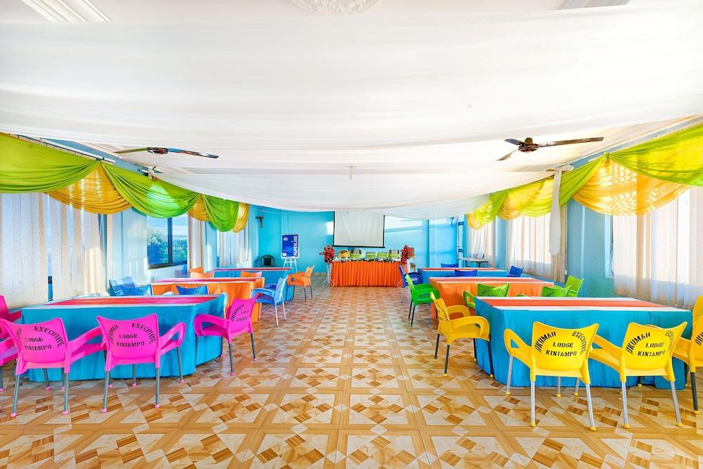 Okumah Executive Lodge & Conference Centre