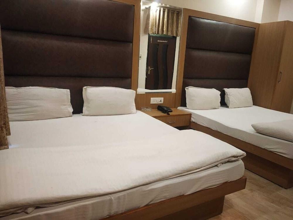 ADB Rooms Indo Continental