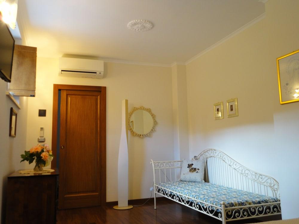 La Villa in Rosa b&b