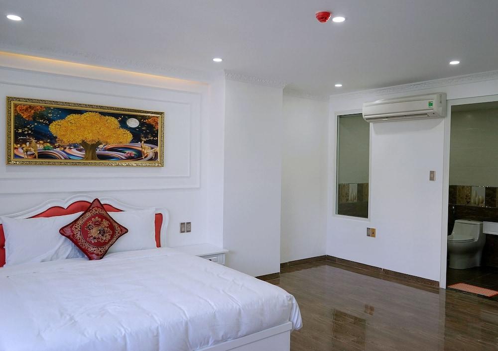 Michael Nha Trang Hotel