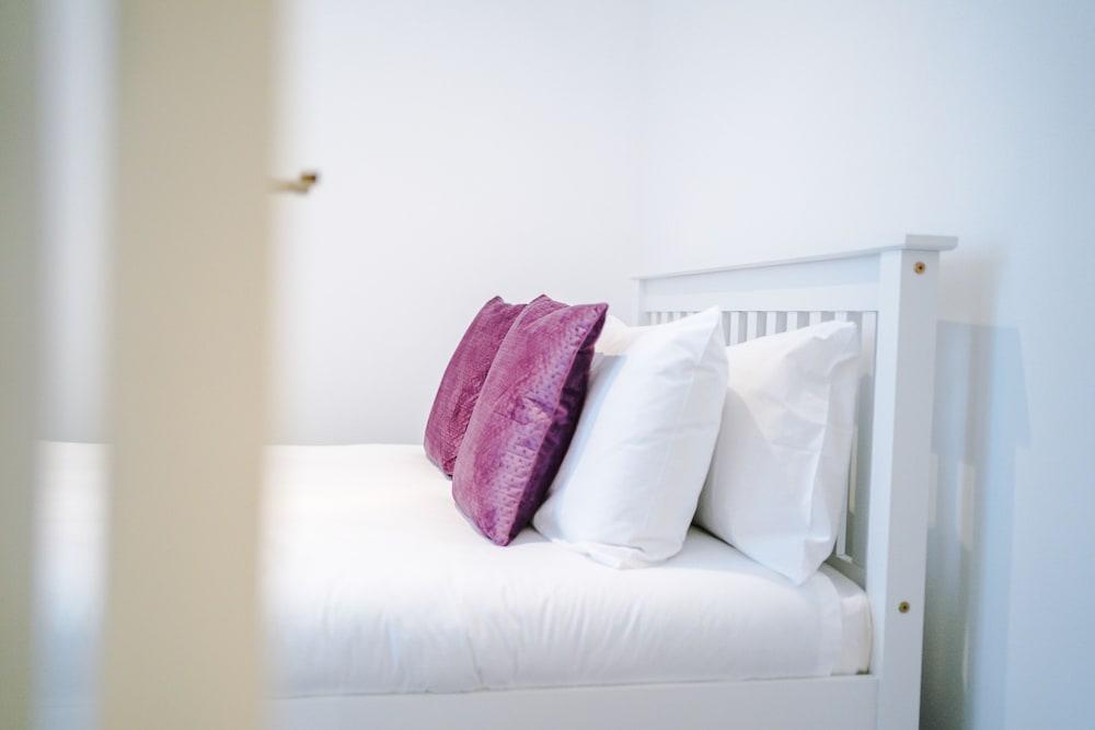 Benson Apartments by Top House