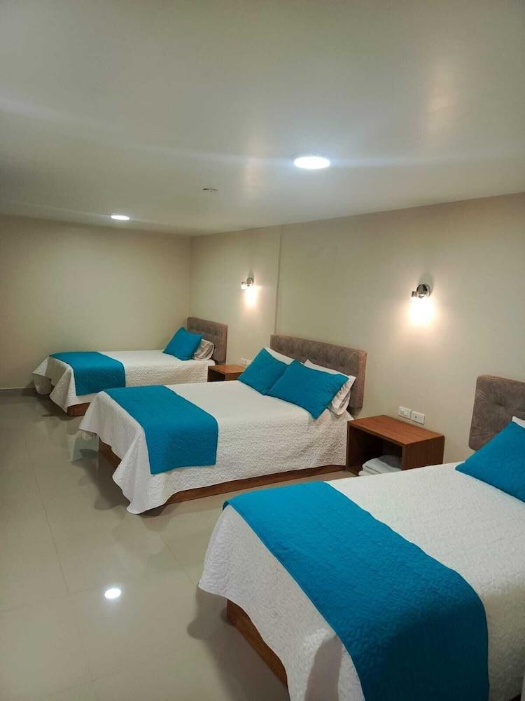 Hostal plaza by Elvita