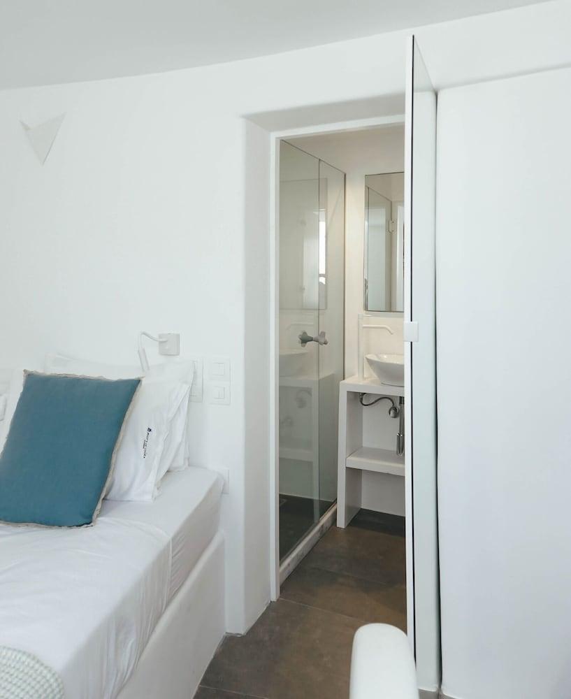 Roofs of Chora, Townhouse with Rooftop Pool - Adults Only