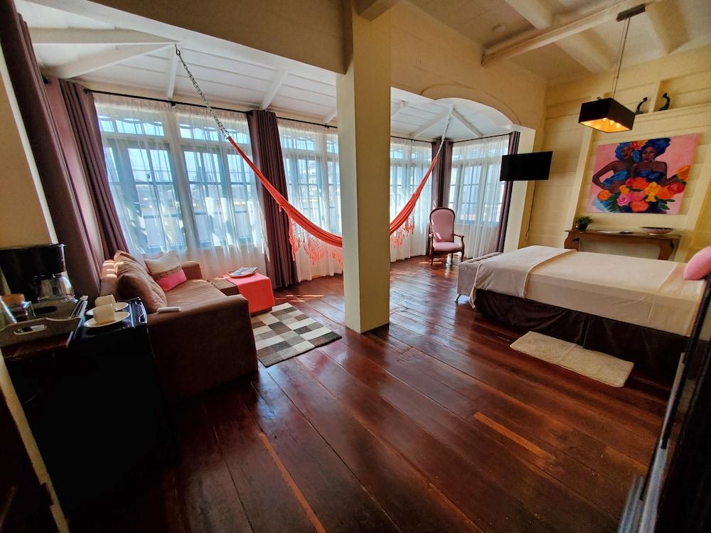 Prins Hendrik Suites