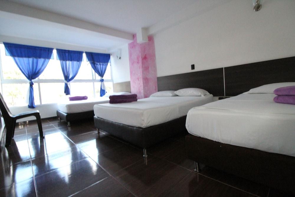 Hotel Porton Estadio