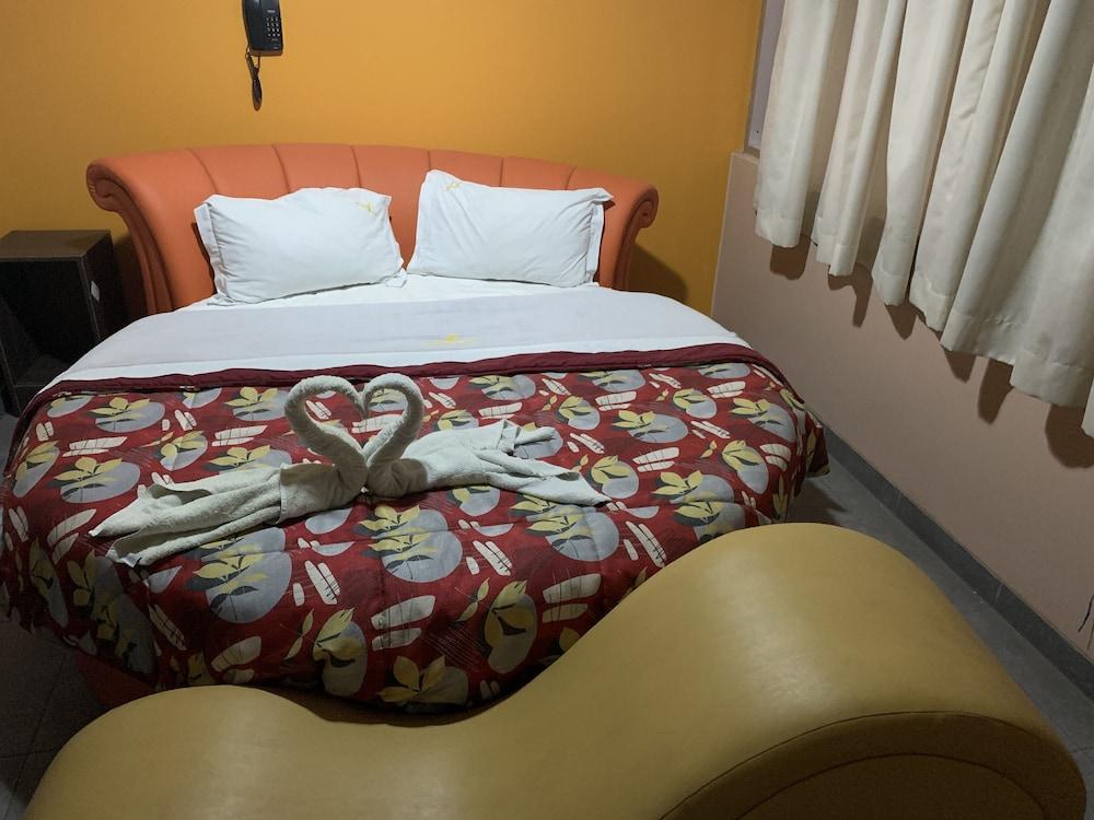 Manantial Hotel No.003