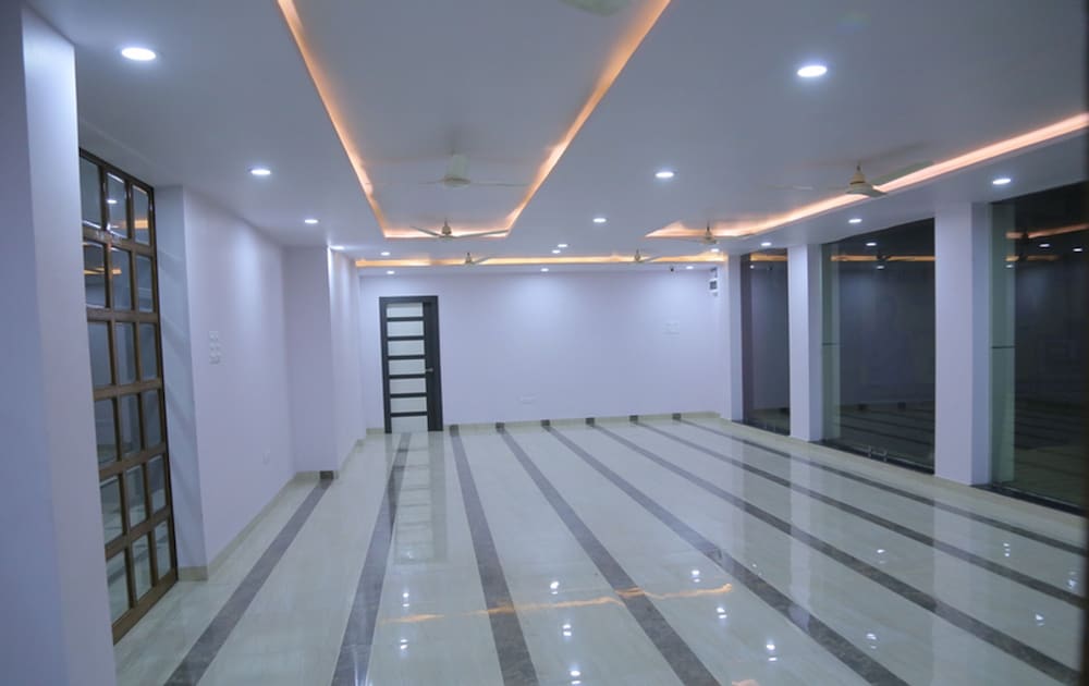 Hotel Saraogi Palace