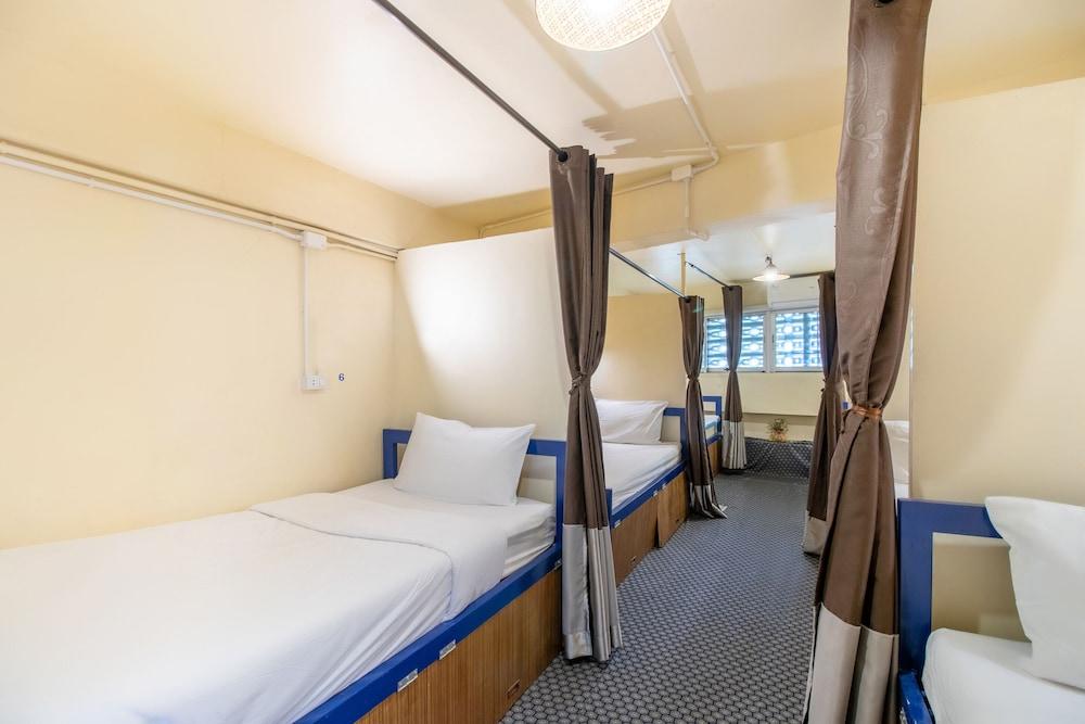 OYO 652 Smile Robotist Hostel