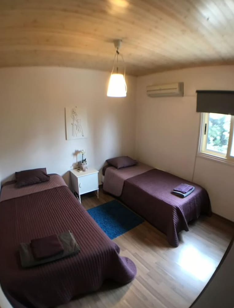 Unique 2 bedroom modern apartment