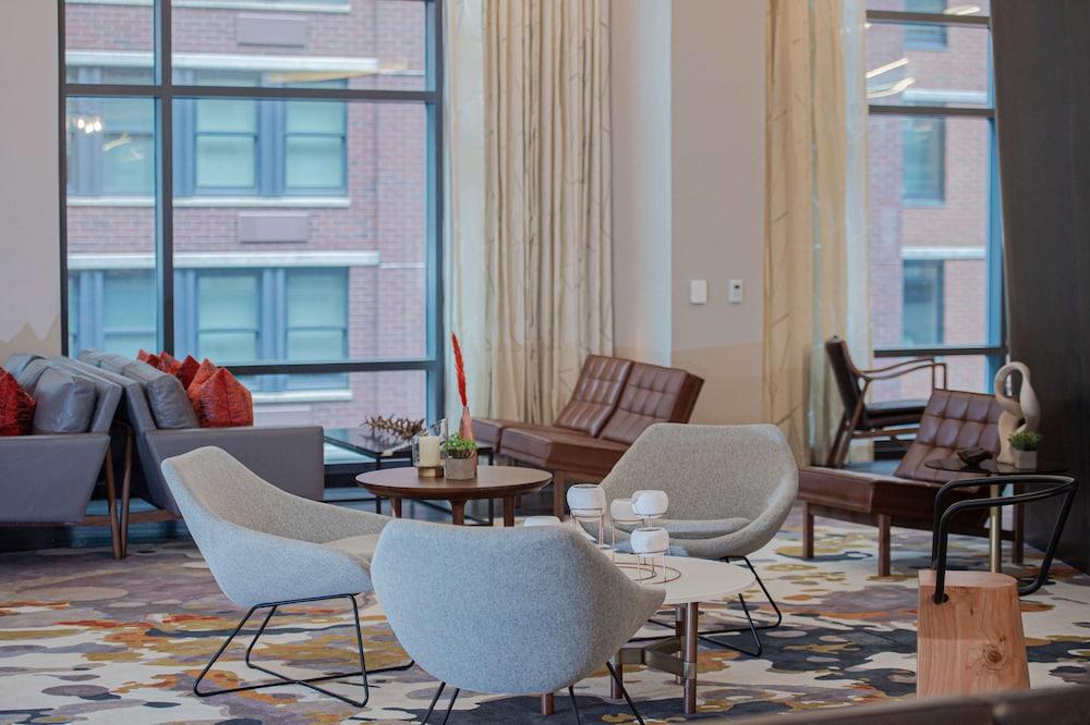 Canopy by Hilton Jersey City Arts District