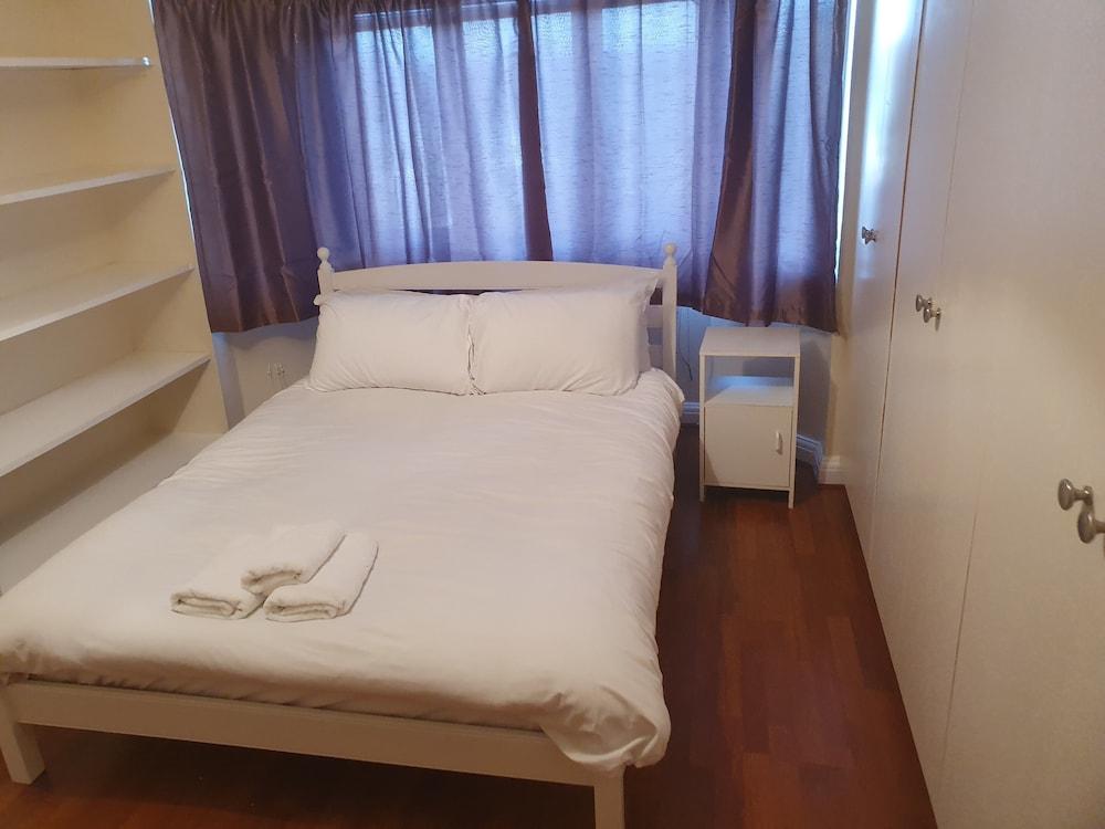 Elegant 3 Bed house walk Wembley stadium