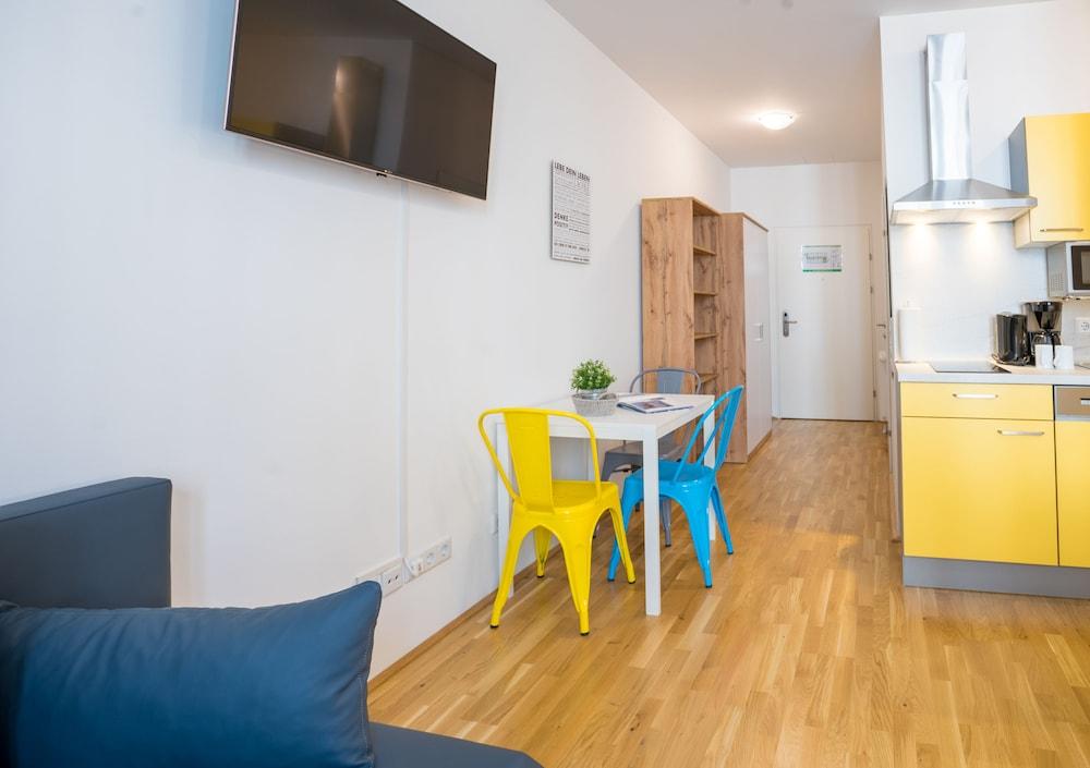FeelGood Apartments SmartLiving