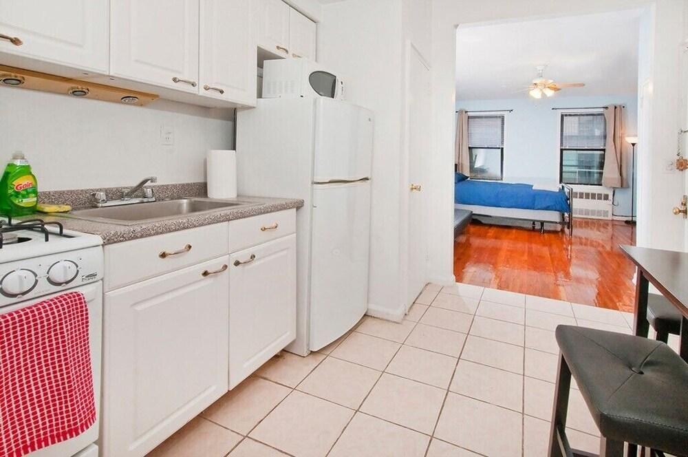 Lovely Studio on Upper East Side