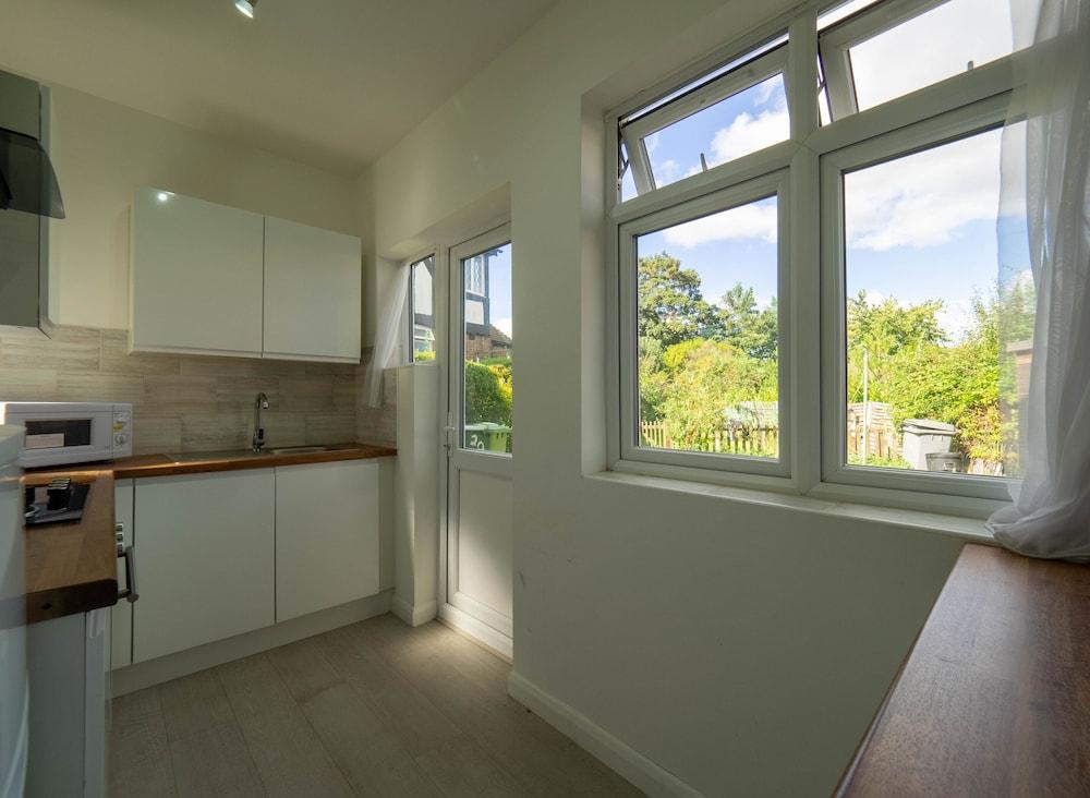 2 Bedroom Ground Floor Apartment