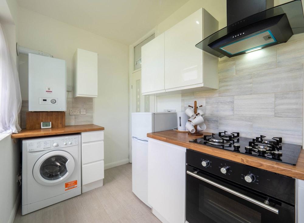 2 Bedroom Ground Floor Apartment