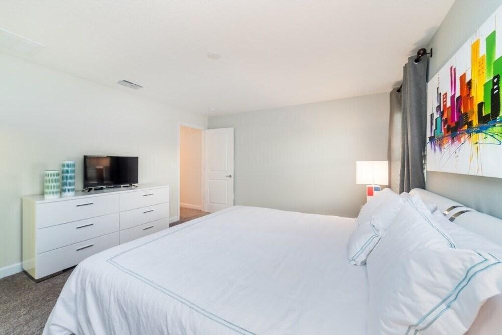 Enchanted Storey Lake Villa