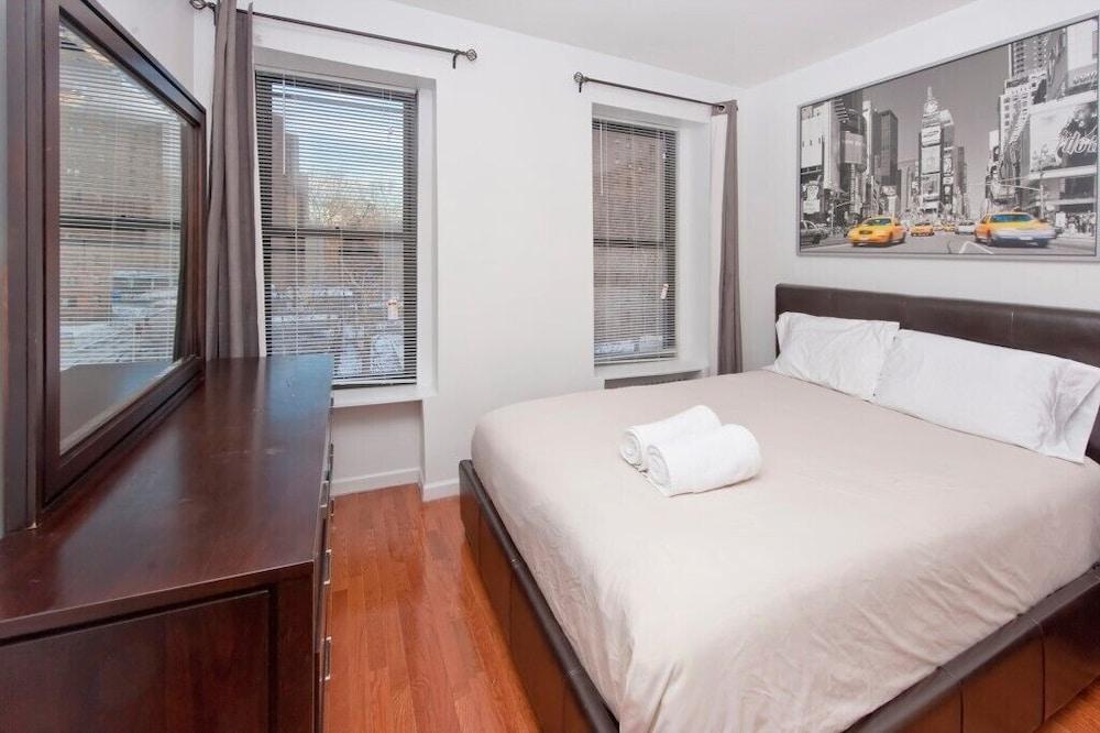 Cozy 2 BR on East Harlem