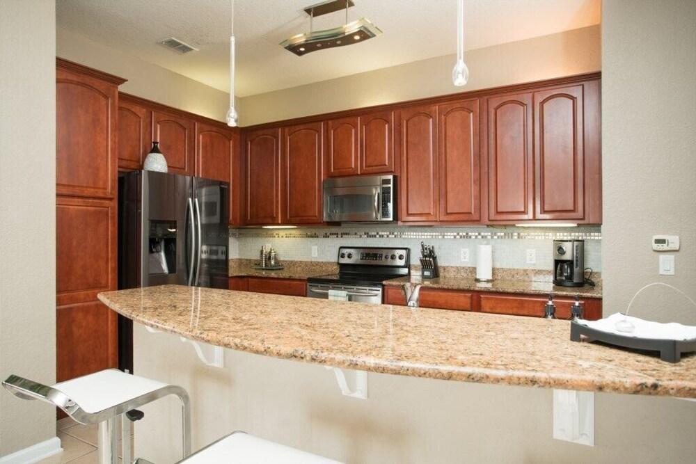 Lake View Penthouse Loft