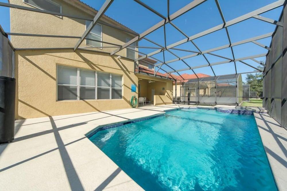 1131mb - Bella Vida Resort