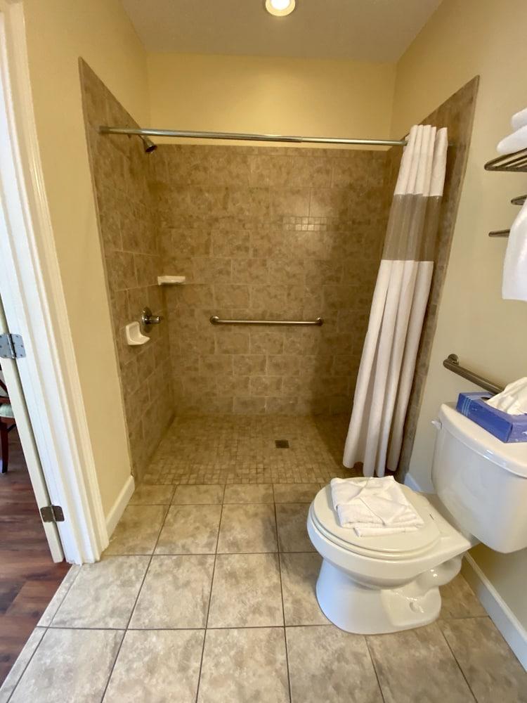 Blueberry Plantation Golf Resort