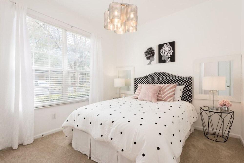 SVV 031 - Windsor Grande 3 Bed Townhome