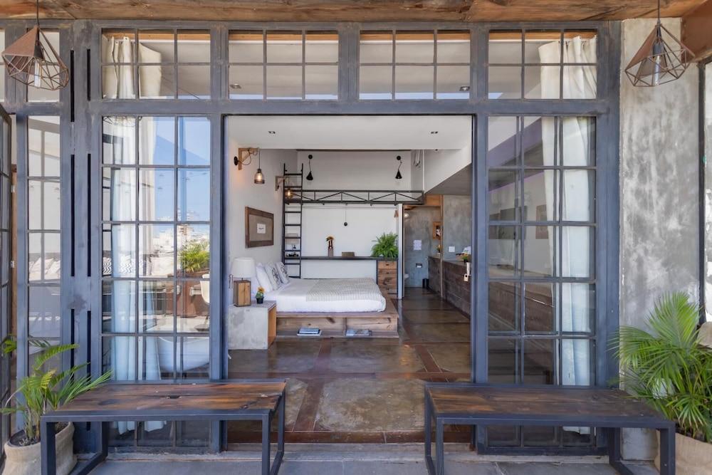 Ipanema Hills 7 Ensuites