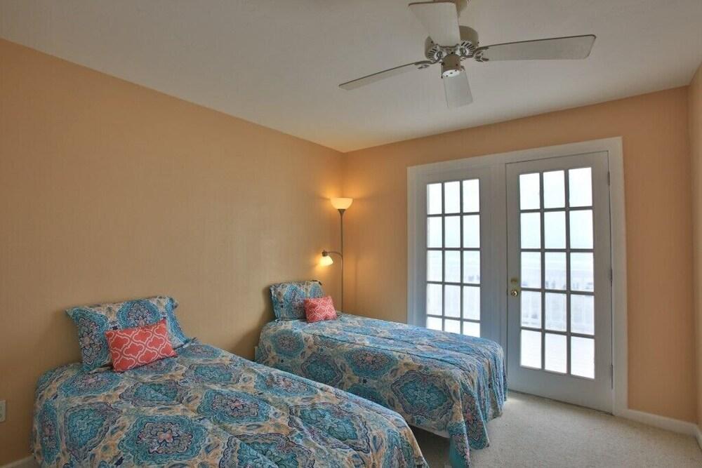 Ocean Front Beach Home Walking Distance to Flagler