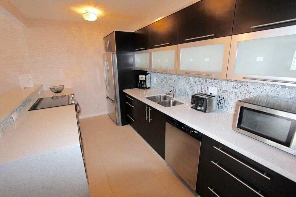 1 Bedroom Bay View Or814