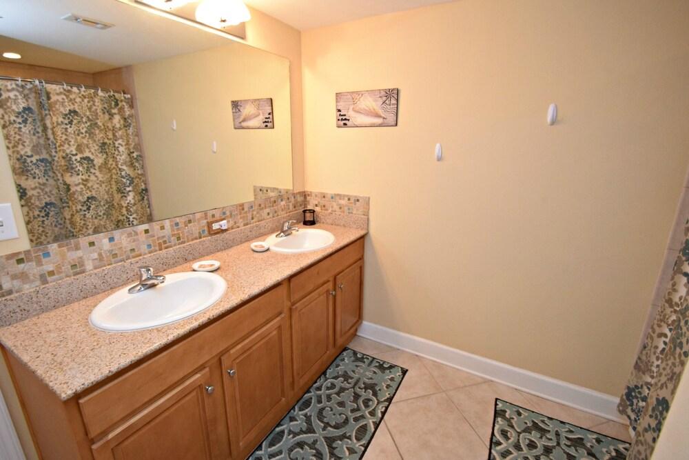 Sanibel 902 2 Bedroom Condo