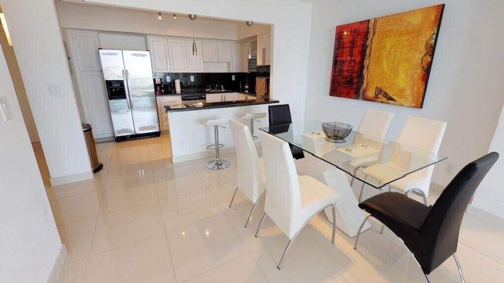 1 Bedroom Bay View Or724