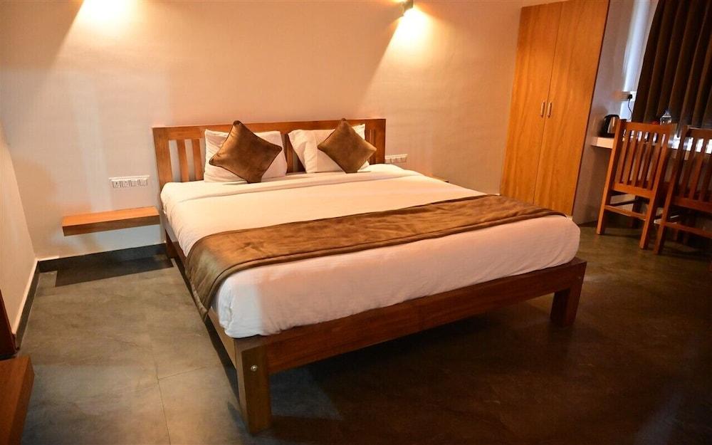 Water View Holiday Retreat