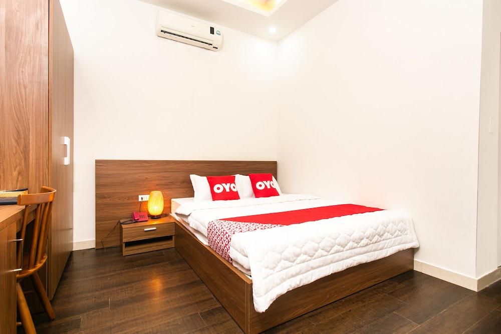 OYO 873 Flying Hotel