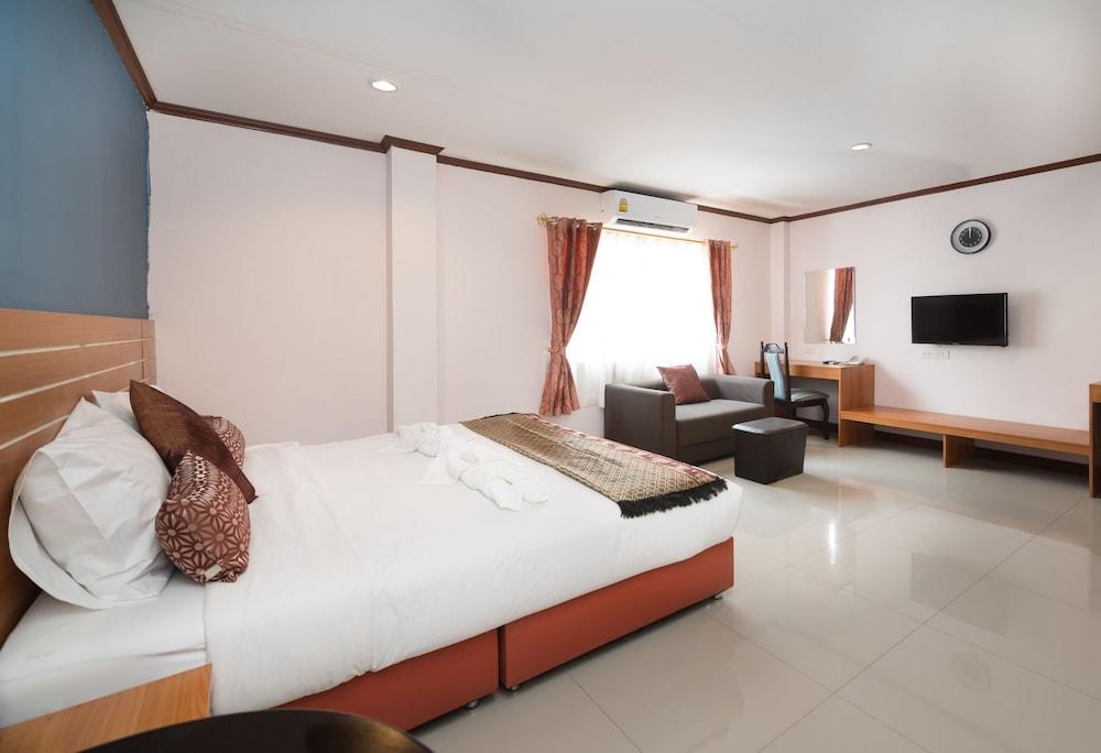 Regenta Central Residency