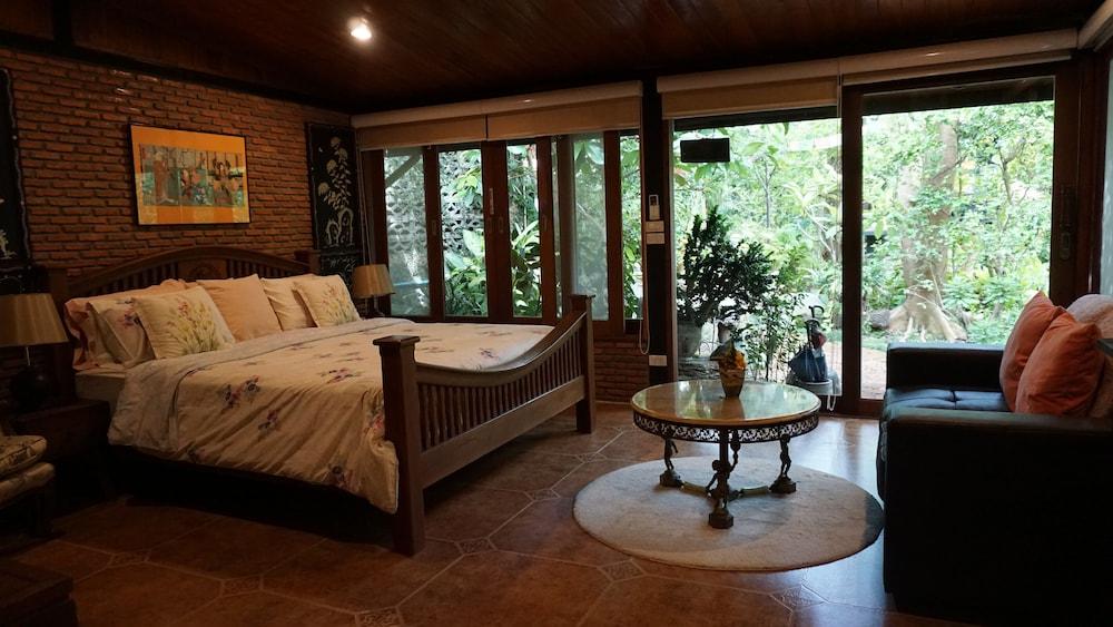 Cattani's Riverside Home