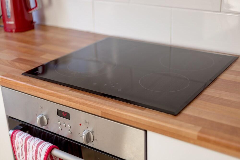 409 Boat Green Apartment