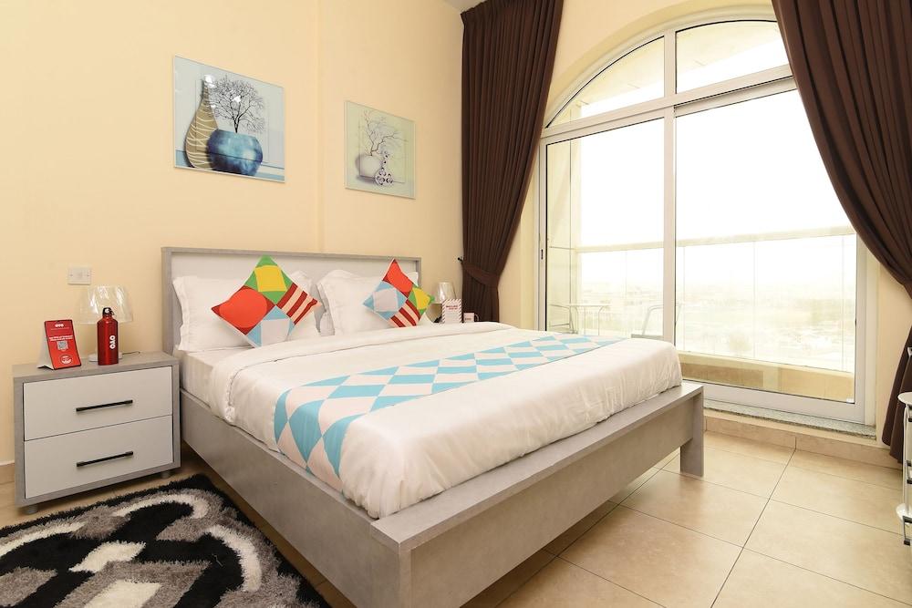 OYO Home 2351BHK Capitol Tower DIC