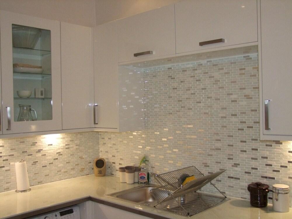 331 Brandon Street Apartment