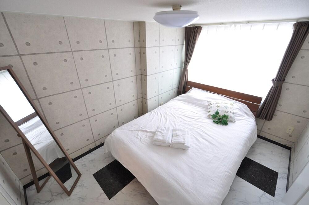 AMS Hiragishi 11 403