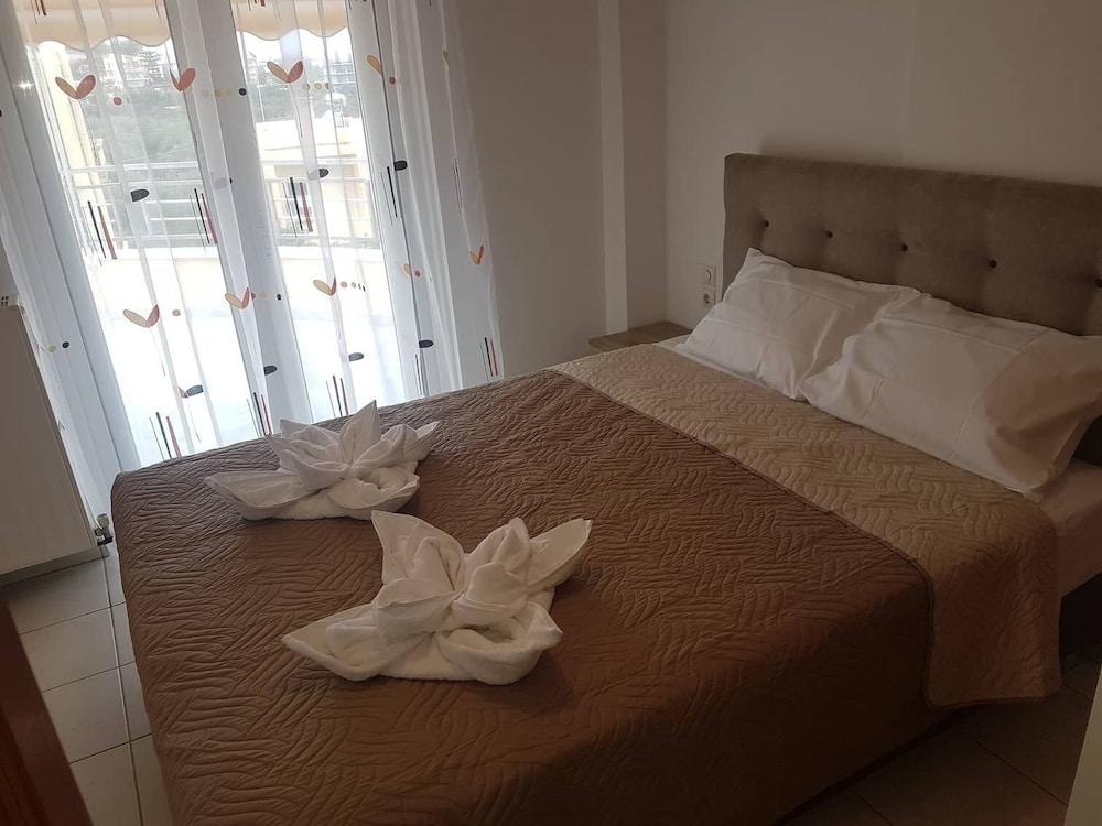 Ria's Sea View Apartment