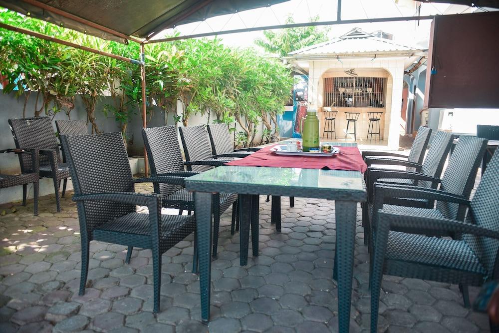 Royal Crown Kbg Hotel