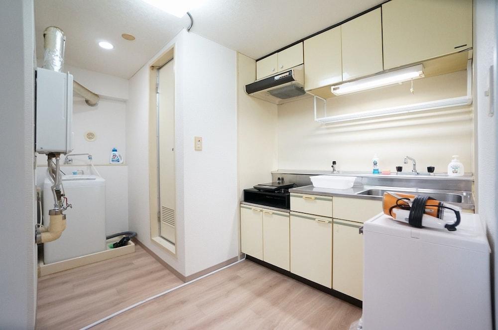 Shimaya Building 302