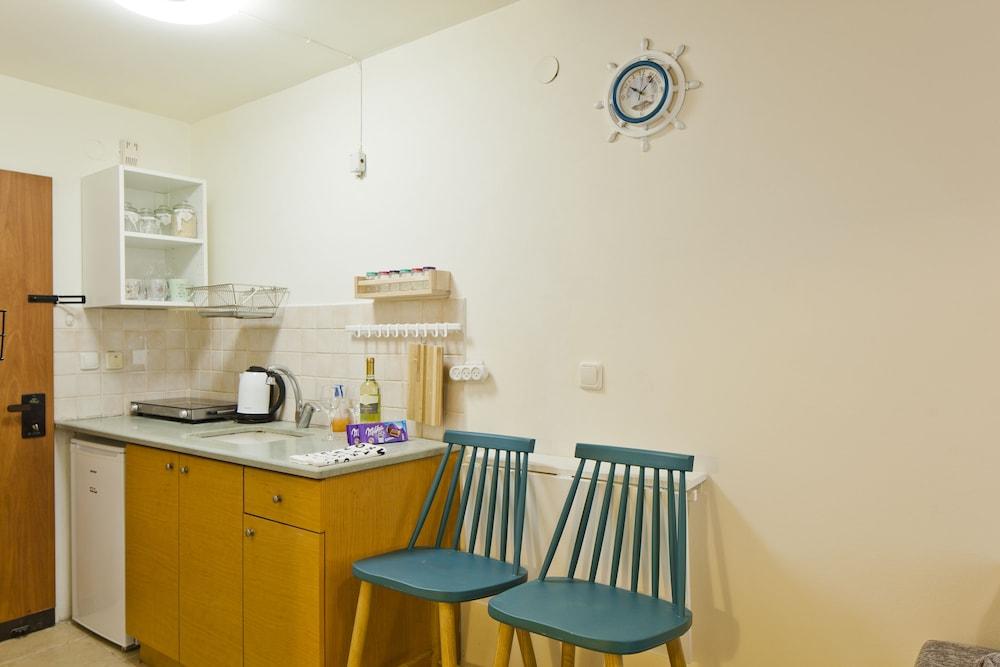 Stylish flat at Rothschild boulevard