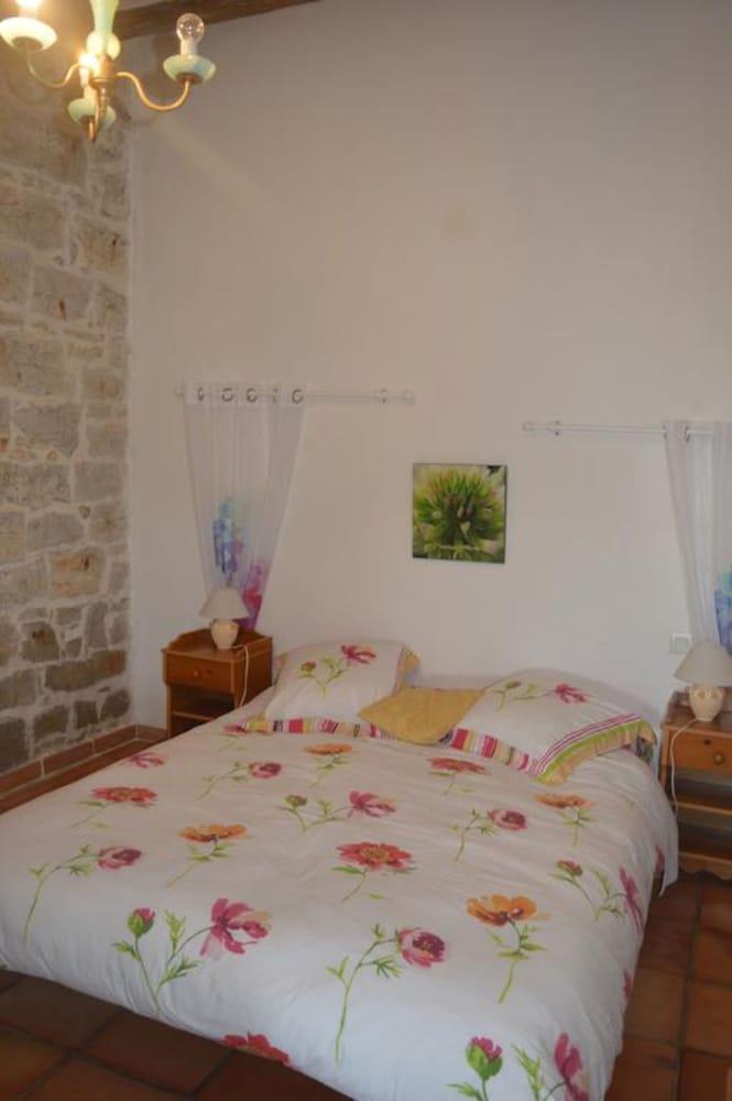 Les loups dans la bergerie