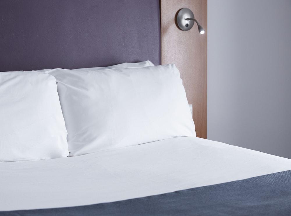 The Bowman by Greene King Inns