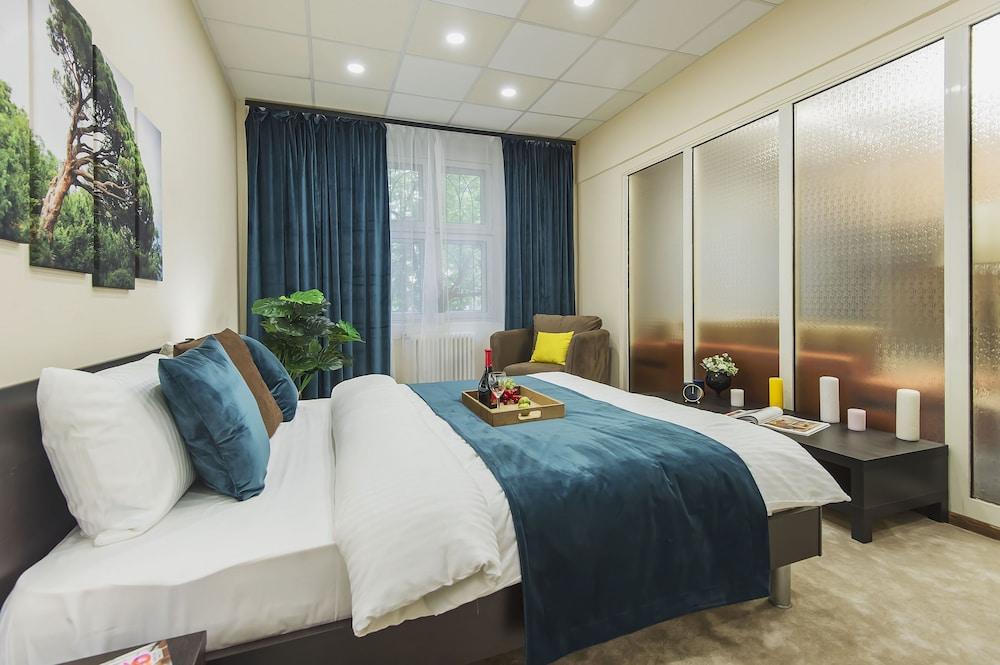 GM Apartment Leontievskii 6 bld 2