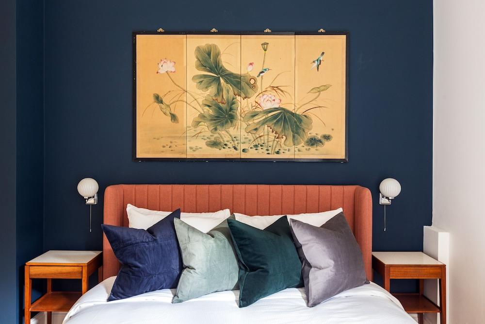 Beautiful 2 Bedroom Garden flat