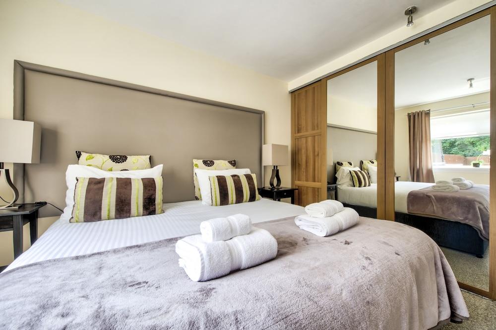 No.17 Serviced Apartment