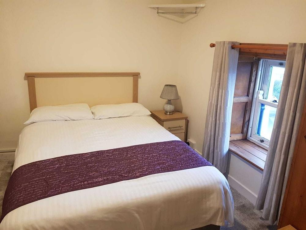 The Helm Sea View House